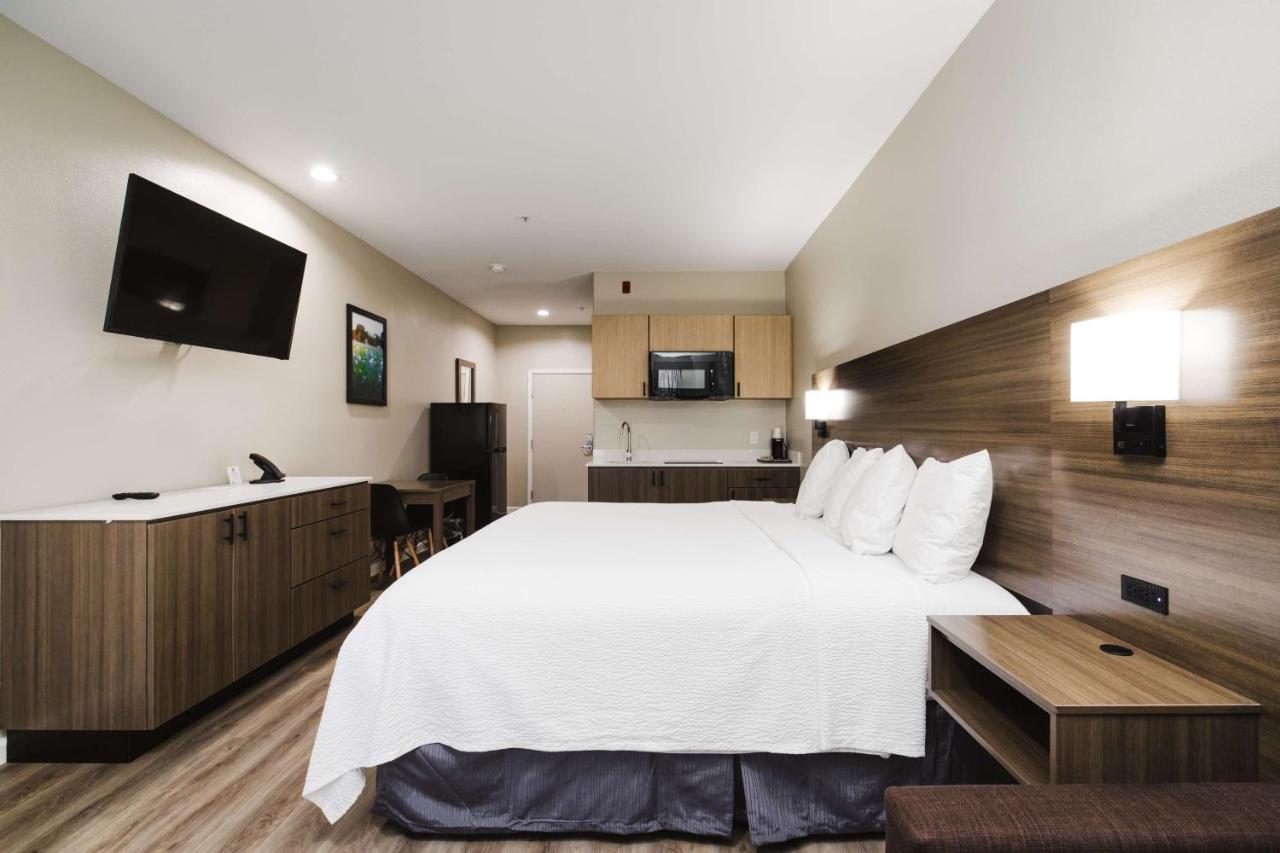 Surestay Studio By Best Western Conroe Downtown Exterior photo